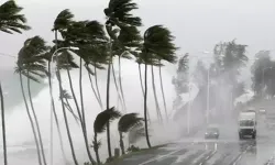 Antalya Valiliği Uyardı: 2 Mayıs 2024 Perşembe Antalya'da fırtına bekleniyor!