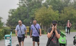 Antalya'da yüksek nem ve toz taşınımı nedeniyle sis oluştu, görüş mesafesi düştü