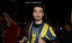 Galatasaraylı taraftarlar, Ankara'da şampiyonluğu coşkuyla kutladı (EK FOTOĞRAFLAR)