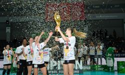 Hentbolda Kadınlar Türkiye Kupası'nı Konyaaltı Belediyesi kazandı