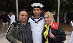 İzmir'de eğitimlerini tamamlayan sözleşmeli erler yemin ederek görevlerine başladı