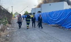 Samsun’da elyaf fabrikasında yangın; yandaki işletmeye de sıçradı