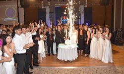 Antalya Koleji mezunları için özel balo