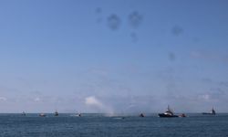 Batan ‘Kafkametler’ gemisi mürettebatı için Kabotaj Bayramı’nda denize çelenk bırakıldı