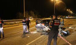 Kayseri'de iki otomobil çarpıştı: Anne ve baba öldü, 3 çocuğu ile diğer sürücü yaralandı