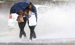 Antalya'da hava durumu! Meteorolojiden 3 ilçeye yağış uyarı 12.7.2024