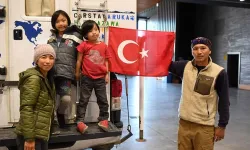 Yunanistan'da tatildelerdi! Deprem sonrası Türkiye'ye yardıma geldiler