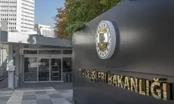 Son Dakika: Danimarka'da Kur’an-ı Kerim’e ve Türk bayrağına çirkin saldırı! Dışişleri Bakanlığı tepki gösterdi