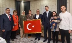 Vali Ersin Yazıcı, iftarda şehit ailesine misafir oldu