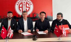 Antalyaspor'dan kıtalar arası anlaşma! İmzalar atıldı