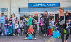 Antalya'da 66 günde hava yolu ile gelen turist sayısı 2 milyonu geçti