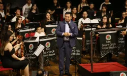 Antalya'nın ilk Çocuk ve Gençlik Senfoni Orkestrası'ndan muhteşem konser