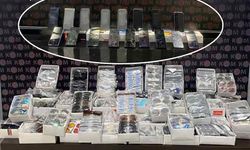 Antalya'da 3 ilçede kaçak tütün ve cep telefonu operasyonu