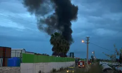 Antalya'da konteyner deposunda yangın