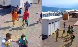 Antalya Konyaaltı Plajı'nda sapık alarmı! Soyunma kabininde fotoğraf çekerken yakalandı!