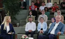 Gençler sordu, Cumhurbaşkanı Erdoğan cevapladı! Kızılay için net sözler...