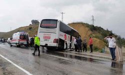 Antalya'da yolcu otobüsü şarampole düştü! Yaralılar var