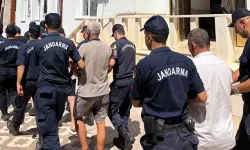 Kaş'ta kaçak göçmen operasyonu! 84 kaçak göçmen yakalandı