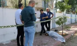 Görenler polise ihbar etti: Kaldırımda yüzüstü ölü bulundu