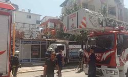 Mahalle arasında korkutan yangın! İhbar ekipleri harekete geçirdi