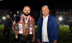Ligin ilk şampiyonu Muratpaşa'nın Aslanı Orhan Okulu