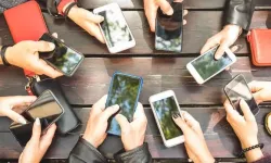 Bakan Yusuf Tekin'den cep telefonu açıklaması: Önlemler alınacak