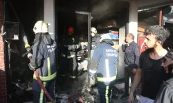 Antalya'da bisiklet tamirhanesinde yangın