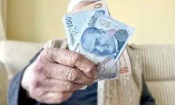 Emekli maaşlarında ödeme tarihleri mi değişti? Bakanlıktan net açıklama geldi