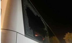 Alanyaspor taraftarını taşıyan otobüslere taşlı saldırı