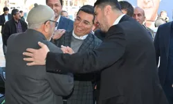 Cumhur İttifakı’nın Antalya Büyükşehir Belediye Başkan adayı Hakan Tütüncü Elmalı’da