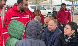 Kanada Ankara Büyükelçisi Kevin Hamilton deprem bölgesini ziyaret etti