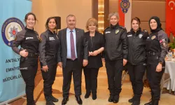 Antalya İl Emniyet Müdürü Çevik, kadın personelle bir araya geldi