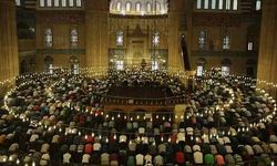 Antalya'da 2024 Ramazan Bayramı namazı saat kaçta kılınacak?