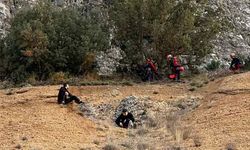 Antalya'da mahsur kalan dağcıları AFAD kurtardı