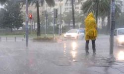 Antalya'da hava durumu! Meteorolojiden 12 ilçeye yağış uyarısı 3.3.2024