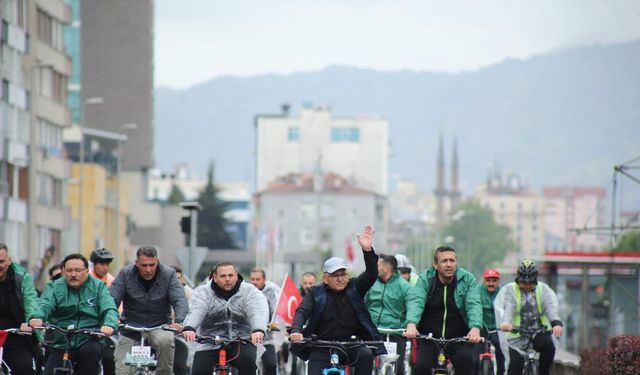 Kayseri'de 11'inci Yeşilay Bisiklet Turu düzenlendi