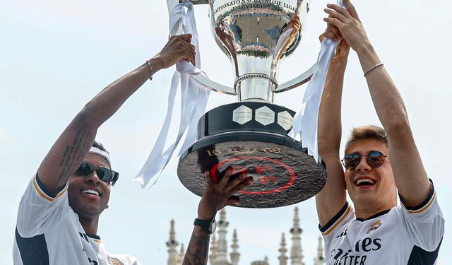 Real Madrid ve Arda Güler, lig şampiyonluğunu doyasıya kutladı