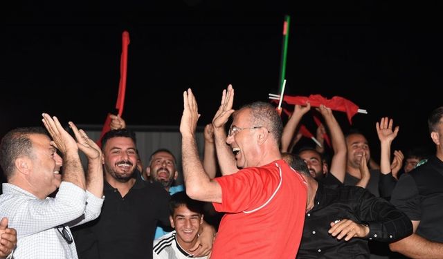 Türkiye'nin zaferi, Hatay'da depremzedelere büyük sevinç yaşattı