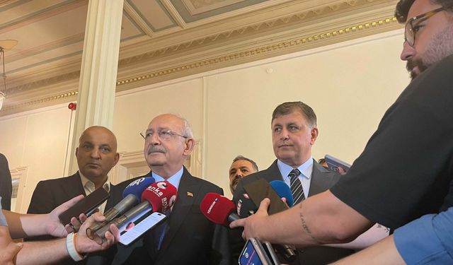 Kılıçdaroğlu: İzmir'in de sorunları var ama Cemil Tugay başkanın akılcı politikalarla çözeceğine inanıyorum