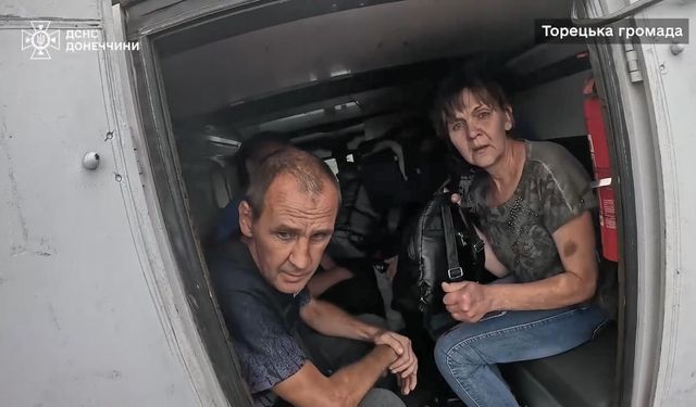 Ukrayna’nın Donetsk bölgesinden 67 sivil tahliye edildi