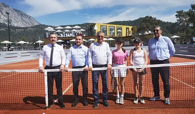Corendon Turizm Grubu'ndan Kemer'e milyon euroluk tenis yatırımı!