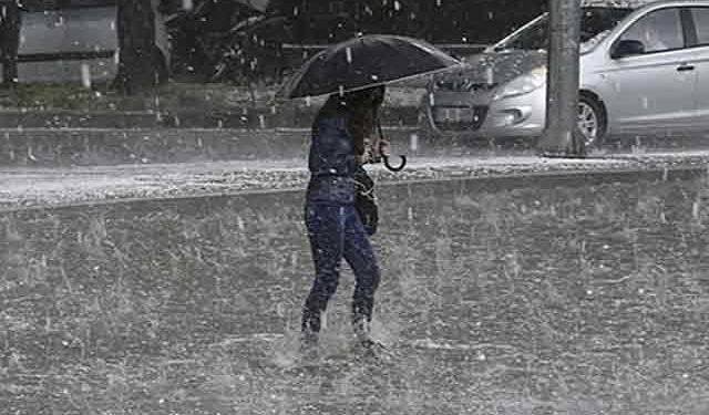 Antalya'da Valiliği'nden kuvvetli yağış ve fırtına uyarısı