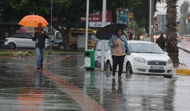 Antalya'da hava durumu! Meteorolojiden birçok ilçeye yağış uyarısı 13.4.2024