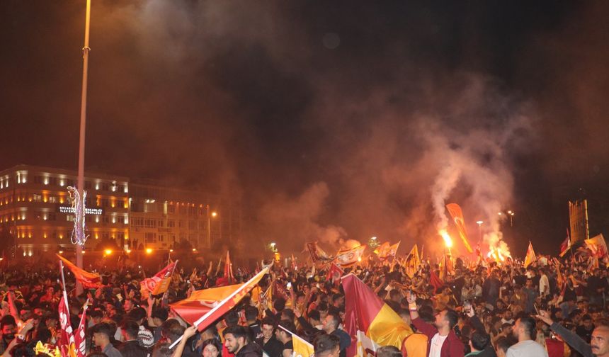 Galatasaray'ın şampiyonluğu Kayseri'de de kutlandı