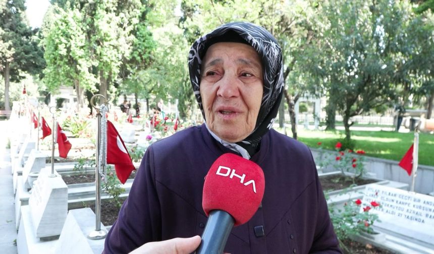İstanbul- Edirnekapı Şehitliği’nde hüzünlü Anneler Günü