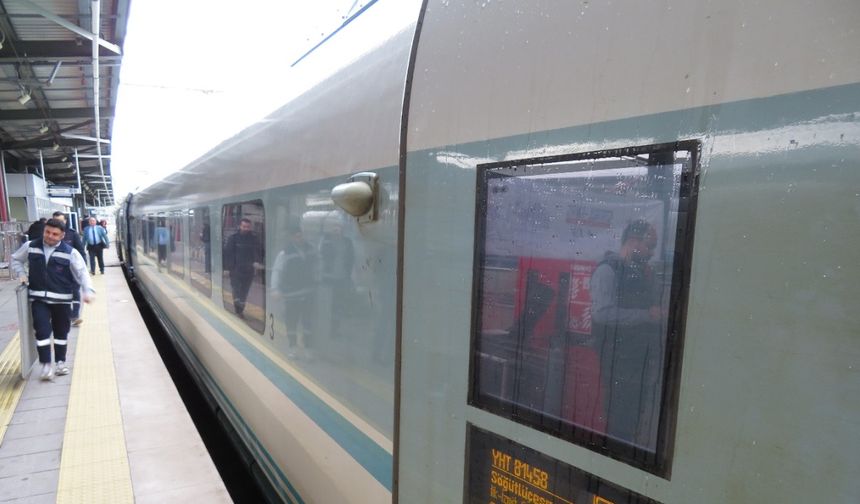 İstanbul- Sivas-İstanbul aktarmasız Yüksek Hızlı Tren ilk seferini yaptı