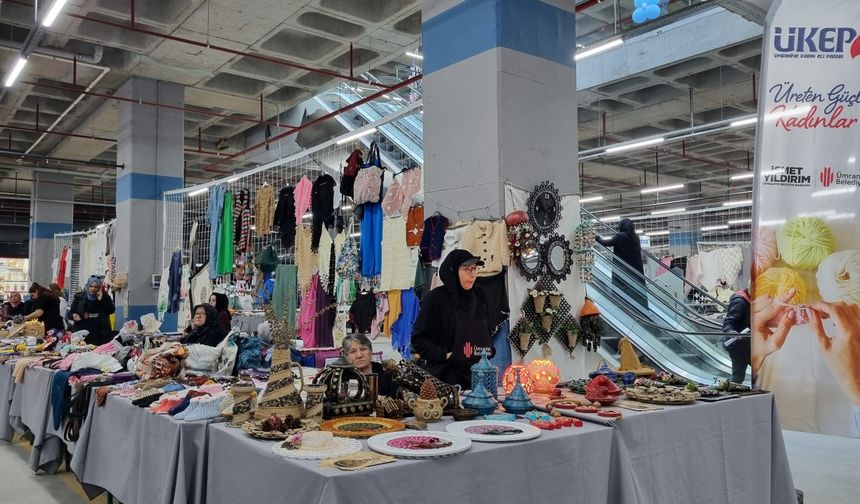 Kadınların el emeği ürünleri 'Ümraniye Kadın Eli Pazarı'nda satışta