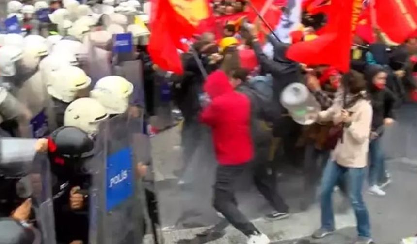 Taksim'e yürümek isteyen grup polise saldırdı