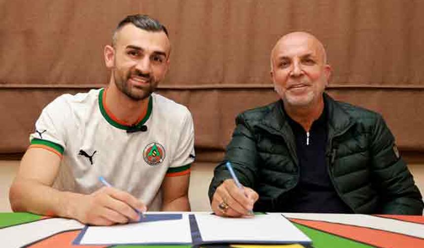 Alanyaspor, Serdar Dursun ile sözleşme imzaladı