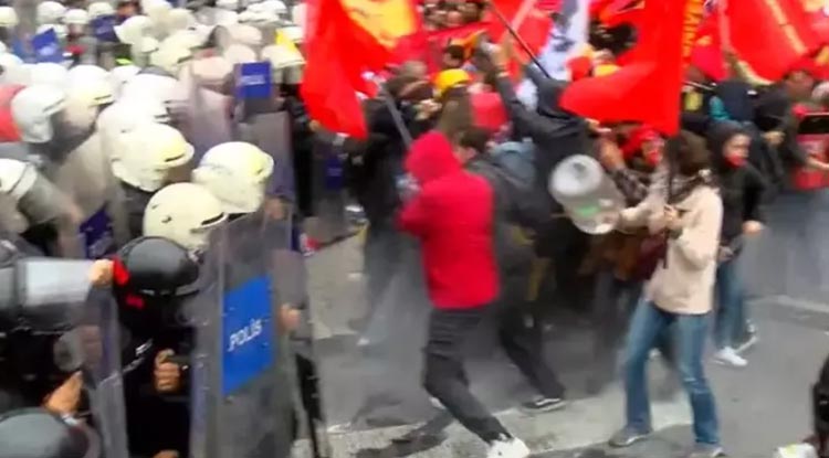 İstanbul Polise Saldır 3